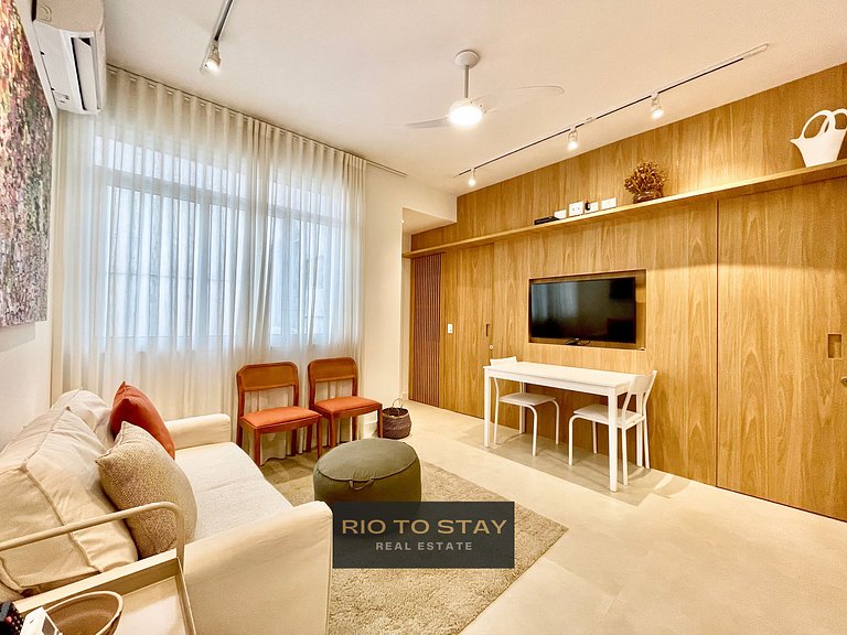 Modern and charming next to Ipanema beach!