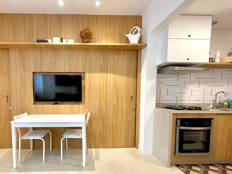 Modern and charming next to Ipanema beach!
