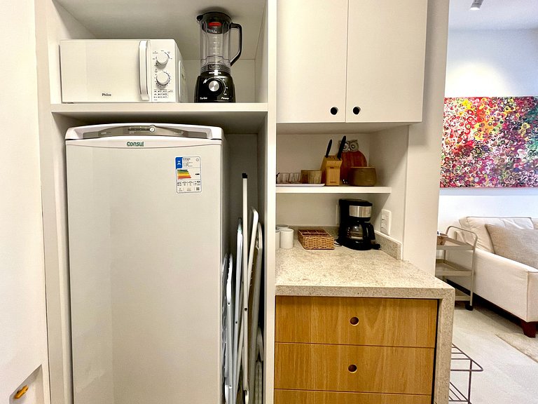 Modern and charming next to Ipanema beach!