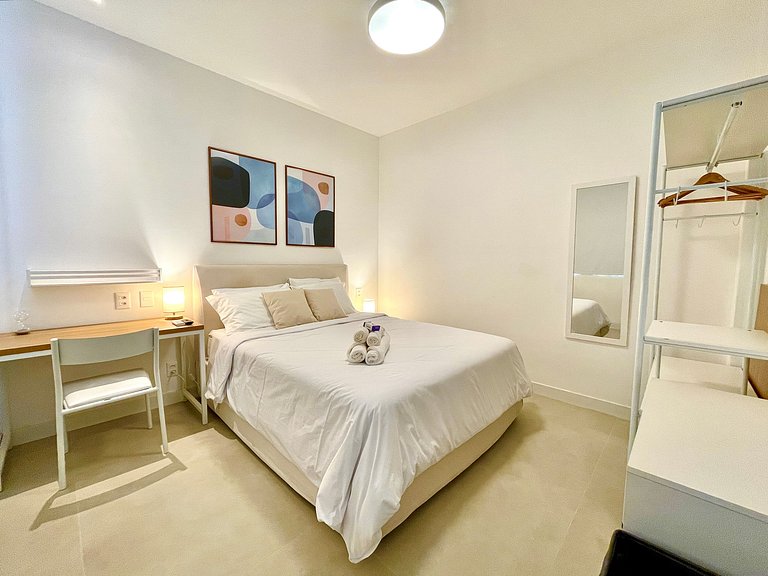 Modern and charming next to Ipanema beach!