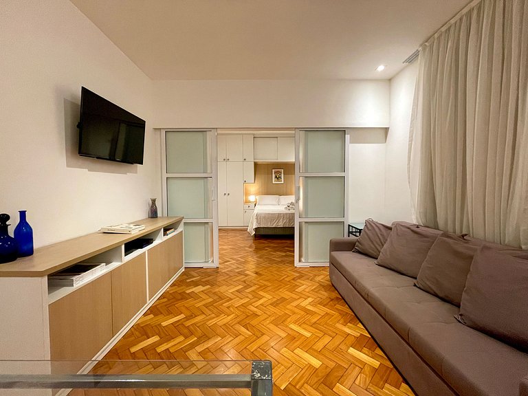Renovated and charming close to Ipanema beach!