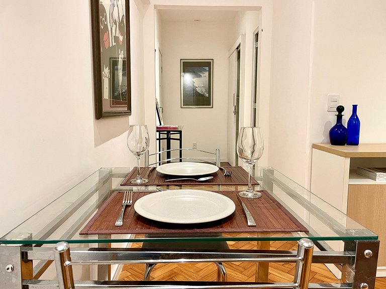 Renovated and charming close to Ipanema beach!