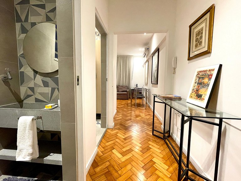 Renovated and charming close to Ipanema beach!