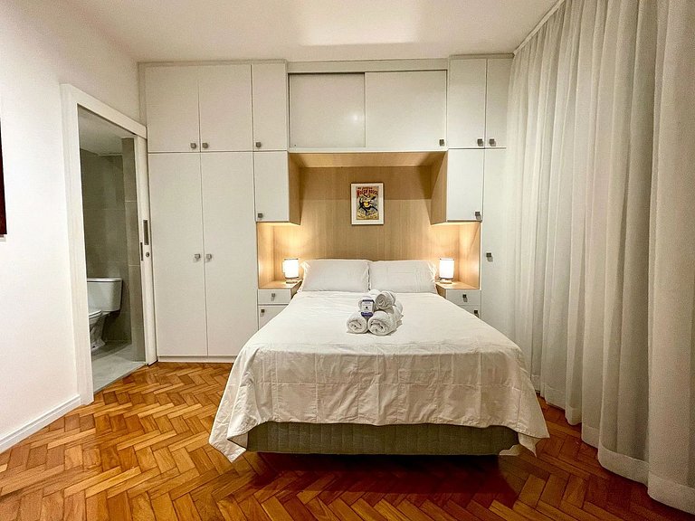 Renovated and charming close to Ipanema beach!