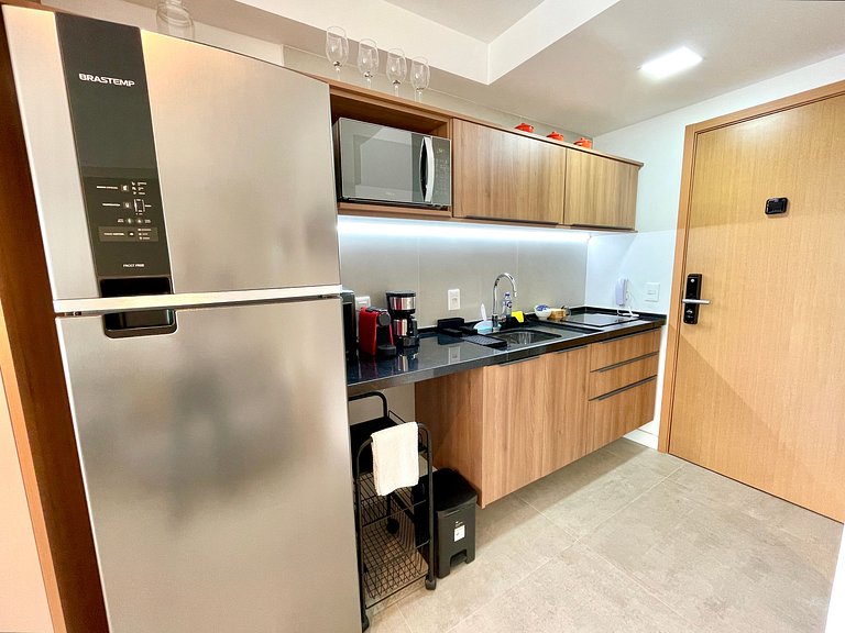 Studio Leblon - Reformado, com piscina e academia