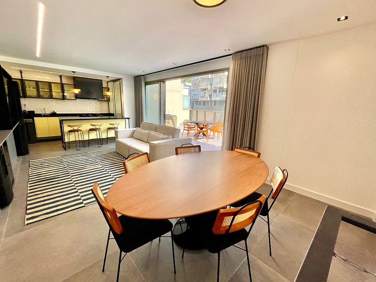 Modern penthouse with terrace in Leblon