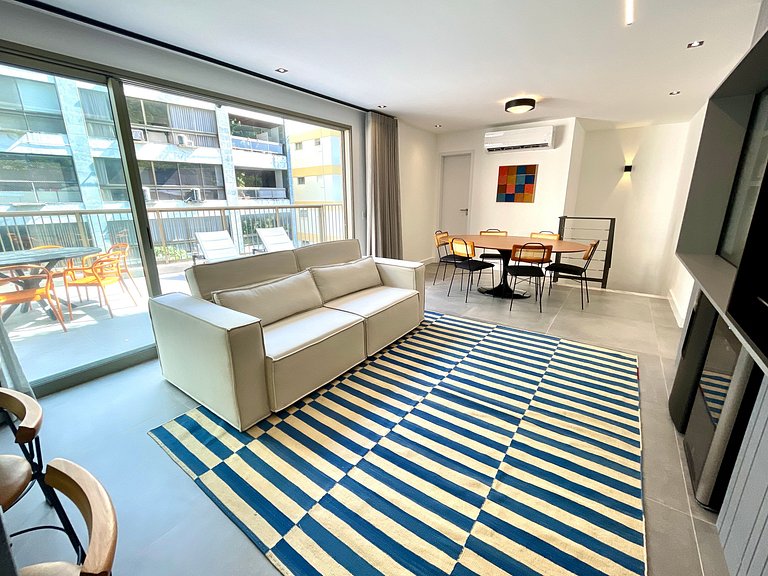Modern penthouse with terrace in Leblon