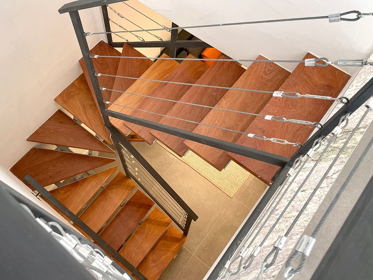 Modern penthouse with terrace in Leblon