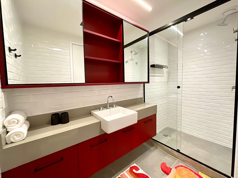 Modern penthouse with terrace in Leblon