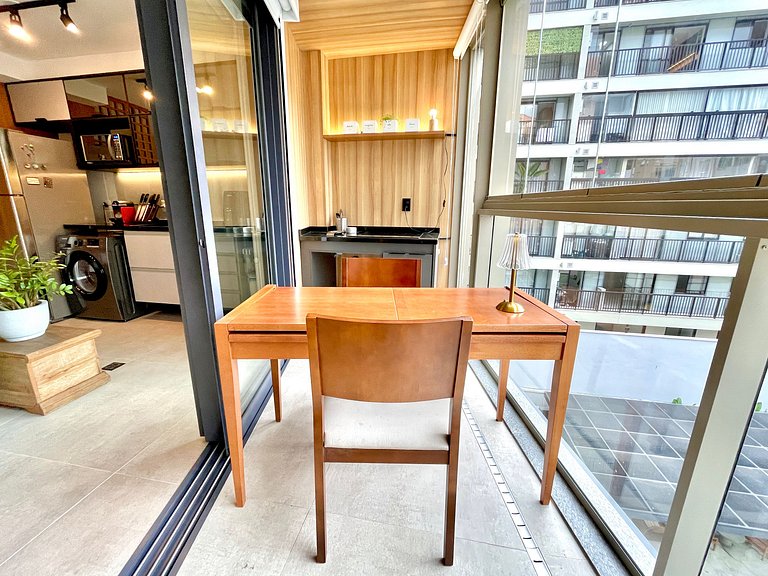 Studio Leblon - Modern with pool and gym.
