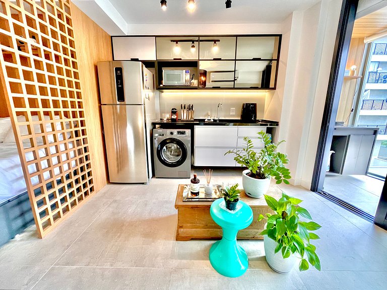 Studio Leblon - Modern with pool and gym.