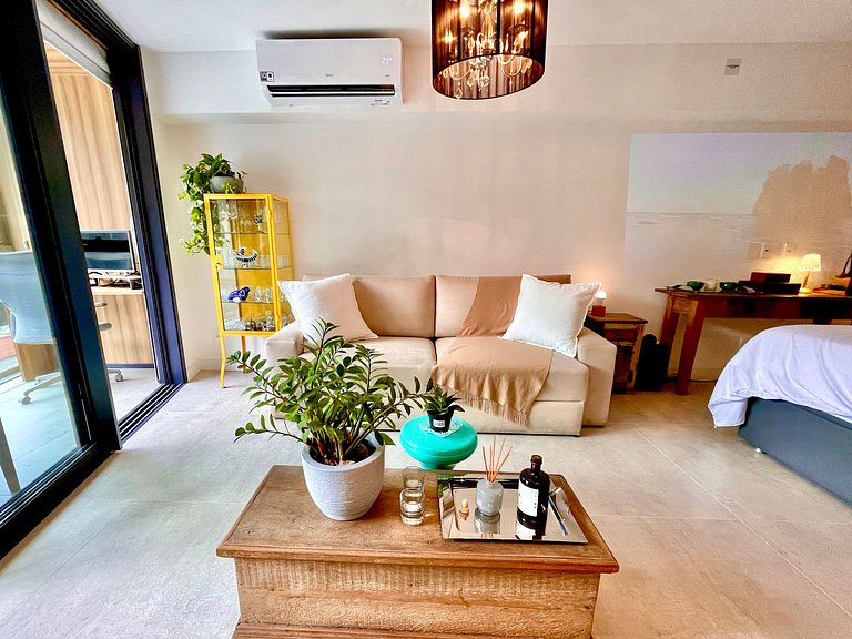 Studio Leblon - Modern with pool and gym.