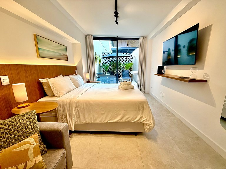 Studio Leblon - Com terraço, piscina e academia.