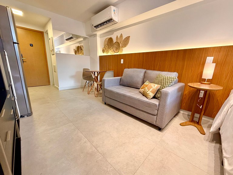 Studio Leblon - Com terraço, piscina e academia.