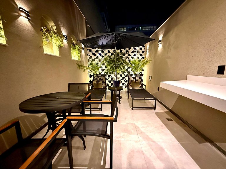 Studio Leblon - Com terraço, piscina e academia.