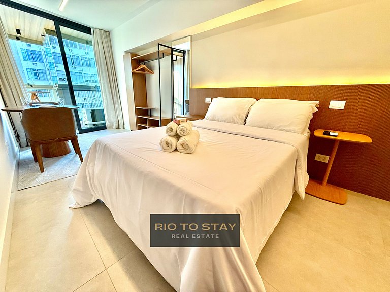 Studio Leblon - Modern with pool and gym.