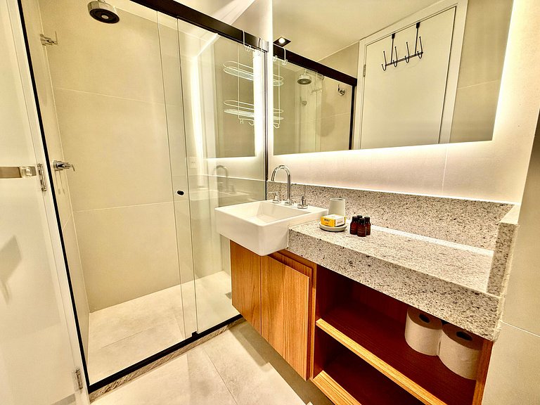 Studio Leblon - Novo, varanda, piscina e gym