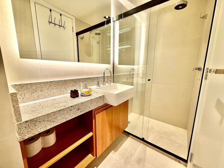 Studio Leblon - Vista Cristo, novo, piscina e gym