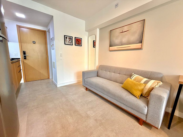 Studio Leblon - New, balcony, pool and gym.