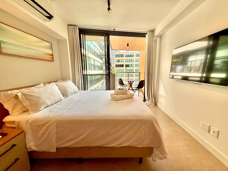 Studio Leblon - Novo, varanda, piscina e gym.