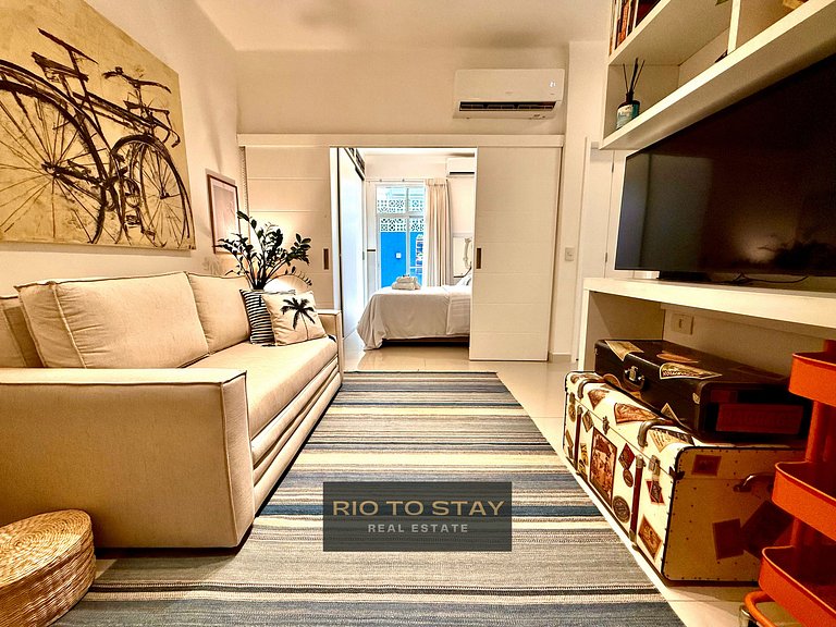 Charmoso com terraço a 5 minutos da praia - Leblon