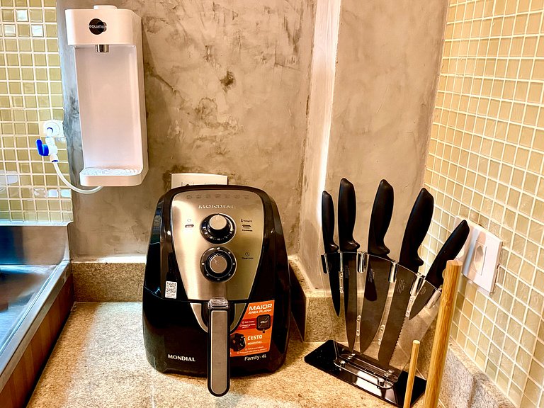 Charmoso com terraço a 5 minutos da praia - Leblon