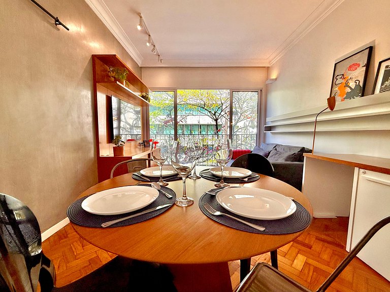 O mais charmoso de Ipanema a 3 min da praia.