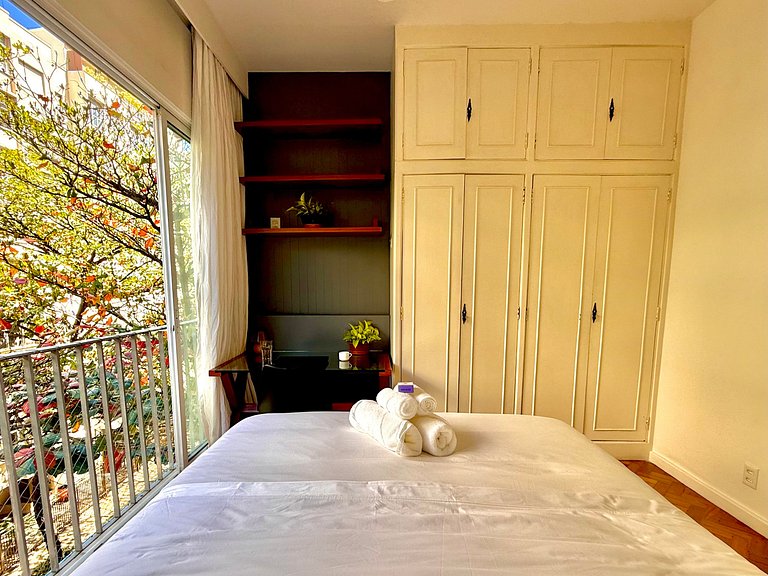 O mais charmoso de Ipanema a 3 min da praia.