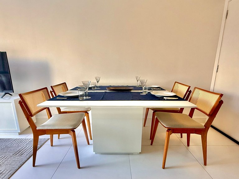 Recepção 24h, internet veloz e reservado - Ipanema