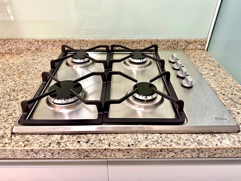 Recepção 24h, internet veloz e reservado - Ipanema