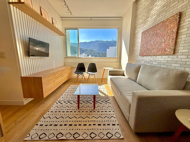 Wi-Fi rápido, recepção 24h e garagem - Leblon