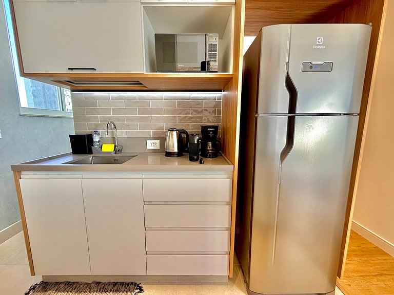 Wi-Fi rápido, recepção 24h e garagem - Leblon