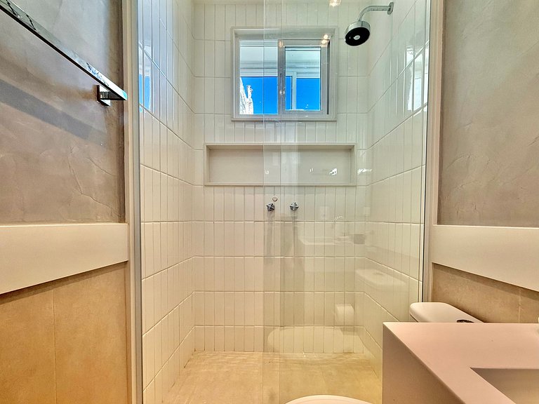 Wi-Fi rápido, recepção 24h e garagem - Leblon