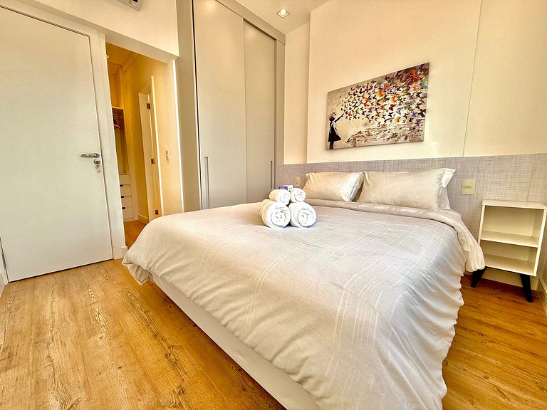 Wi-Fi rápido, recepção 24h e garagem - Leblon