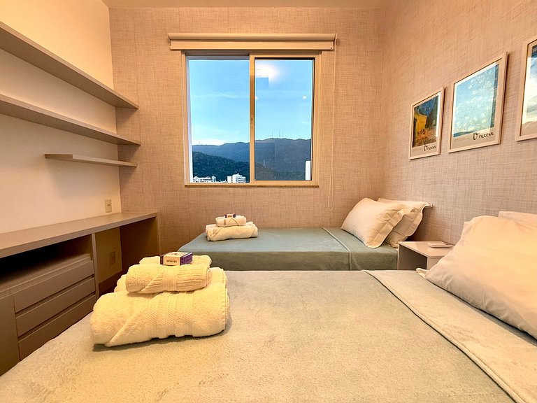 Wi-Fi rápido, recepção 24h e garagem - Leblon