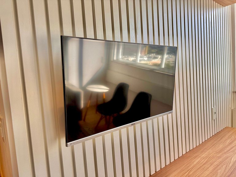 Wi-Fi rápido, recepção 24h e garagem - Leblon