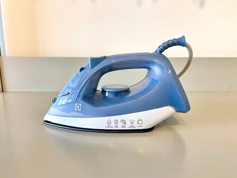 Wi-Fi rápido, recepção 24h e garagem - Leblon