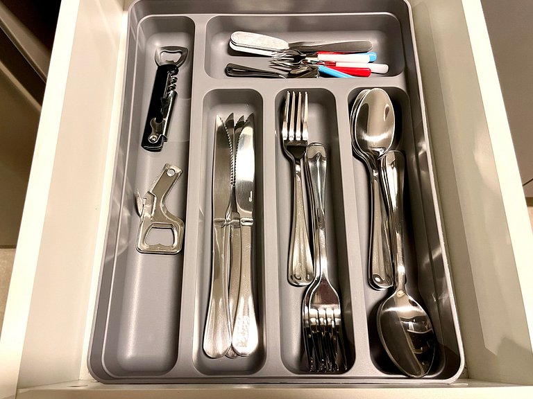 Wi-Fi rápido, recepção 24h e garagem - Leblon