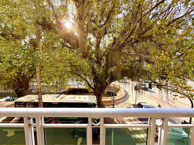 Wi-Fi rápido, recepção 24h e garagem - Leblon