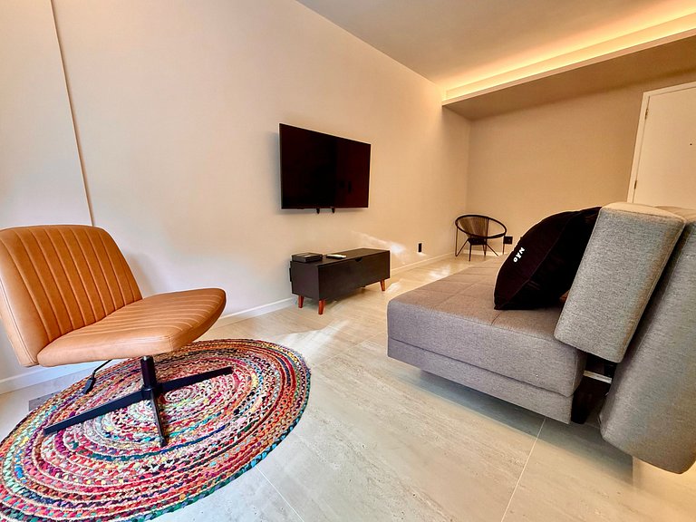 Wi-Fi rápido, recepção 24h e garagem - Leblon