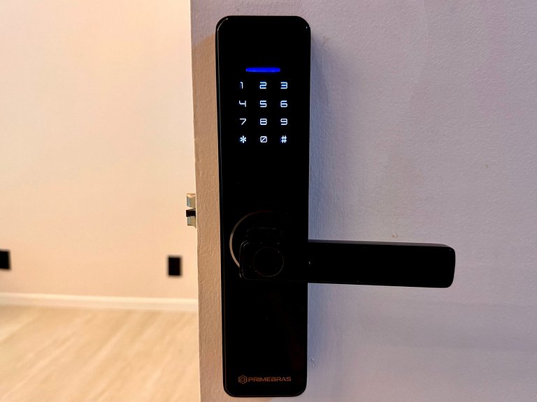 Wi-Fi rápido, recepção 24h e garagem - Leblon