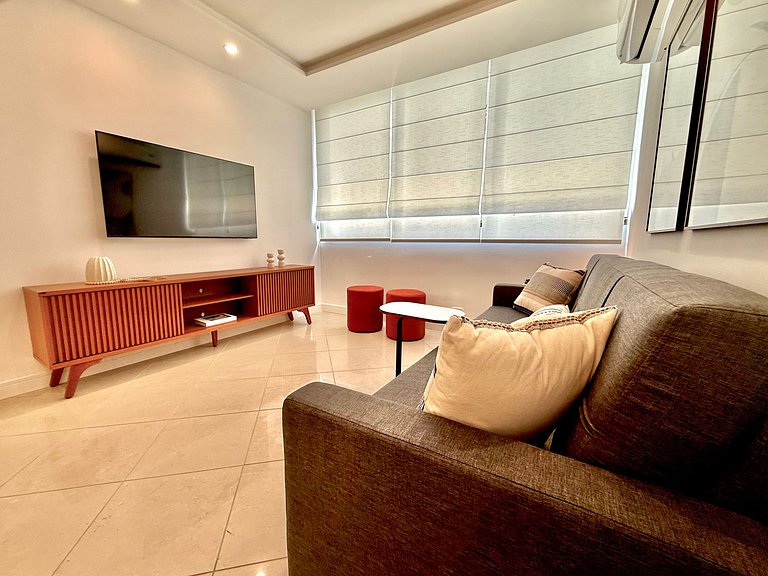 3 quartos, recepção 24h e garagem - Leblon