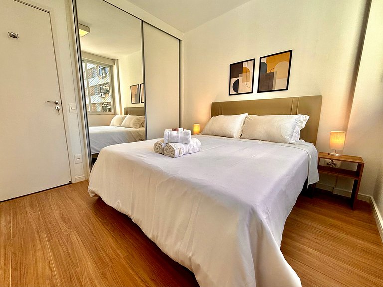 3 quartos, recepção 24h e garagem - Leblon