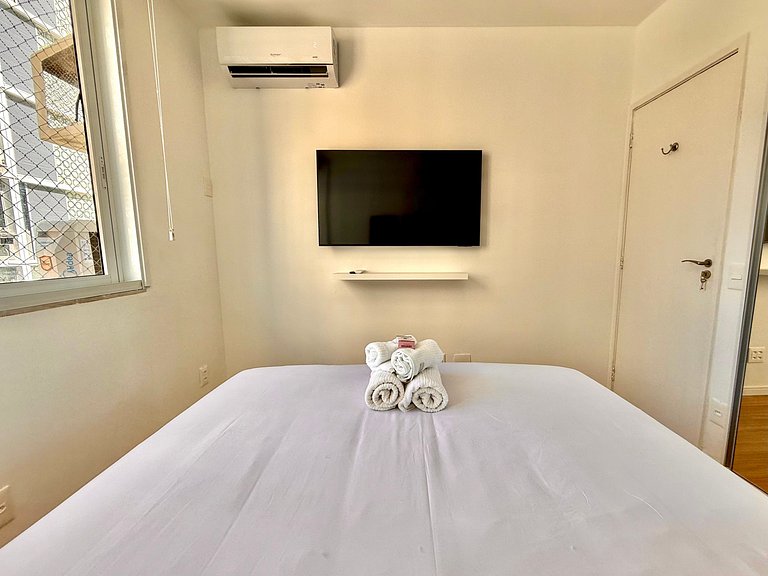 3 quartos, recepção 24h e garagem - Leblon