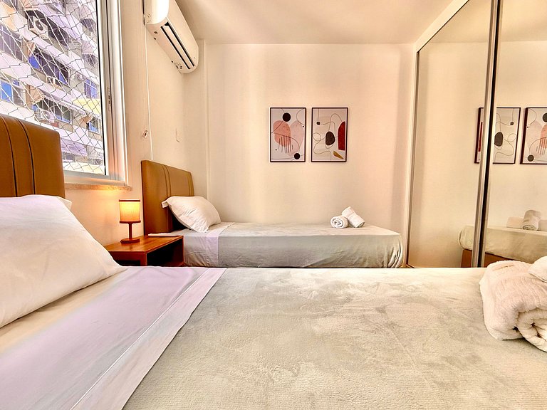 3 quartos, recepção 24h e garagem - Leblon