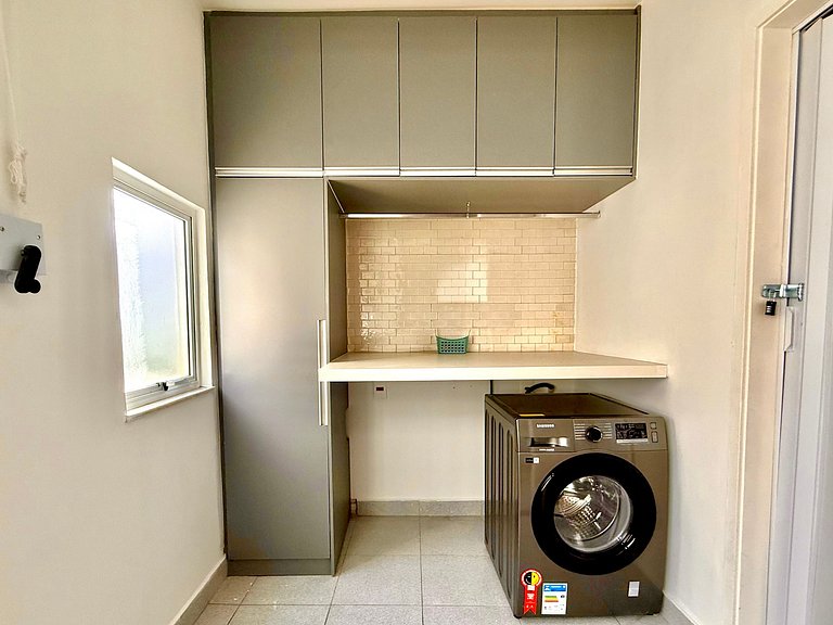 3 quartos, recepção 24h e garagem - Leblon