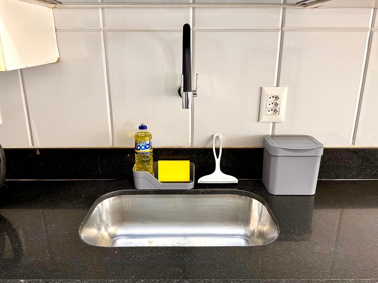 3 quartos, recepção 24h e garagem - Leblon