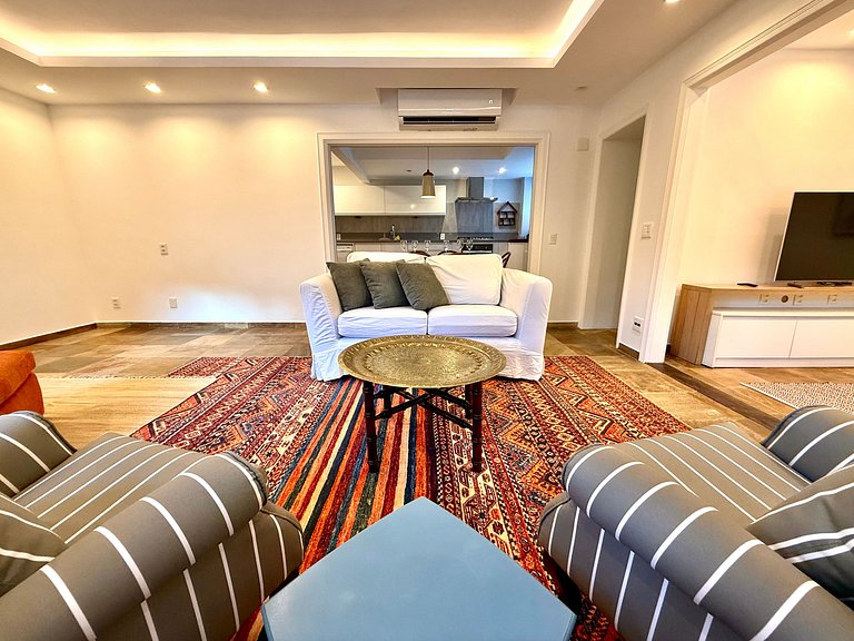 Frente mar, praia Leblon, recepção 24h e garagem