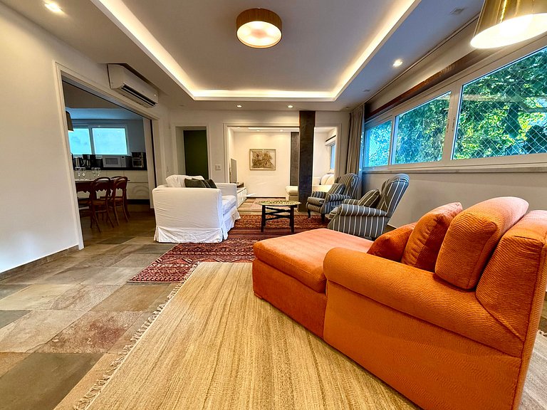 Frente mar, 3 quartos, recepção 24h - Praia Leblon