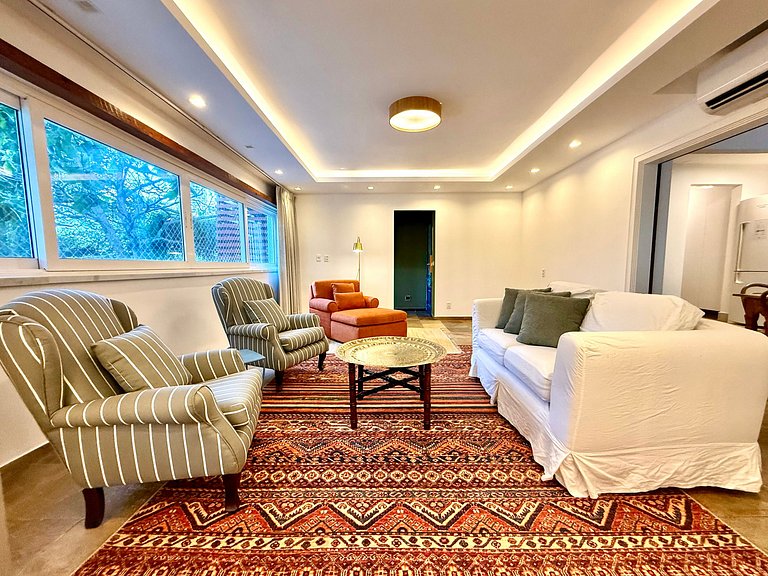 Frente mar, 3 quartos, recepção 24h - Praia Leblon